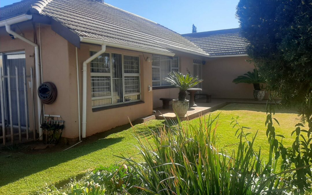 Lovely Entertainment Family Property